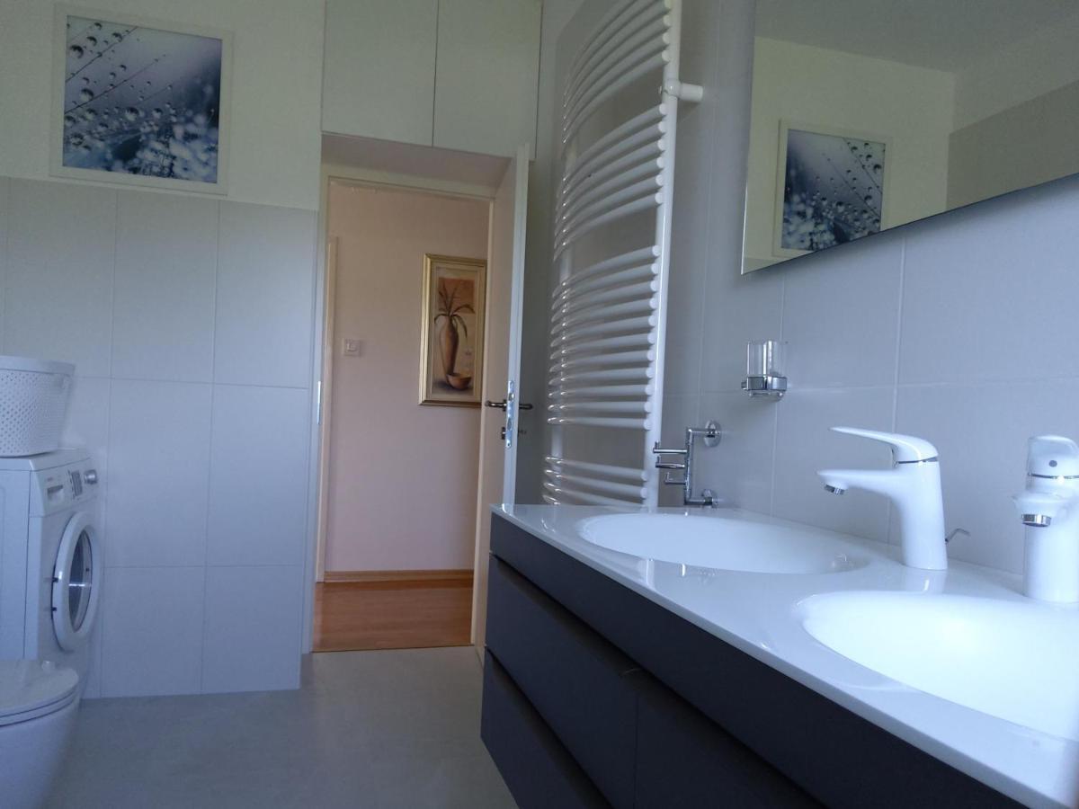 Apartments Rea Cres Kültér fotó