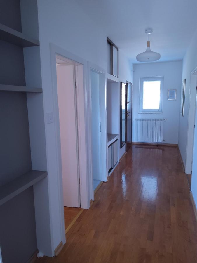 Apartments Rea Cres Kültér fotó