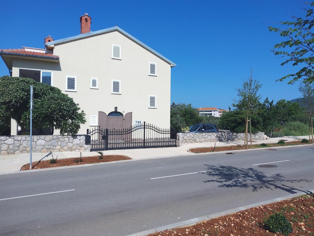 Apartments Rea Cres Kültér fotó